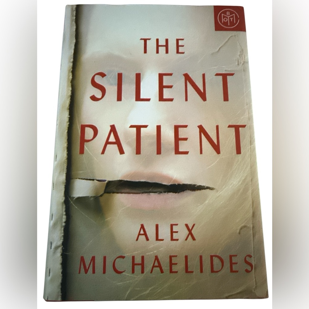 The Silent Patient by Alex Michaelides - White and Red Cover